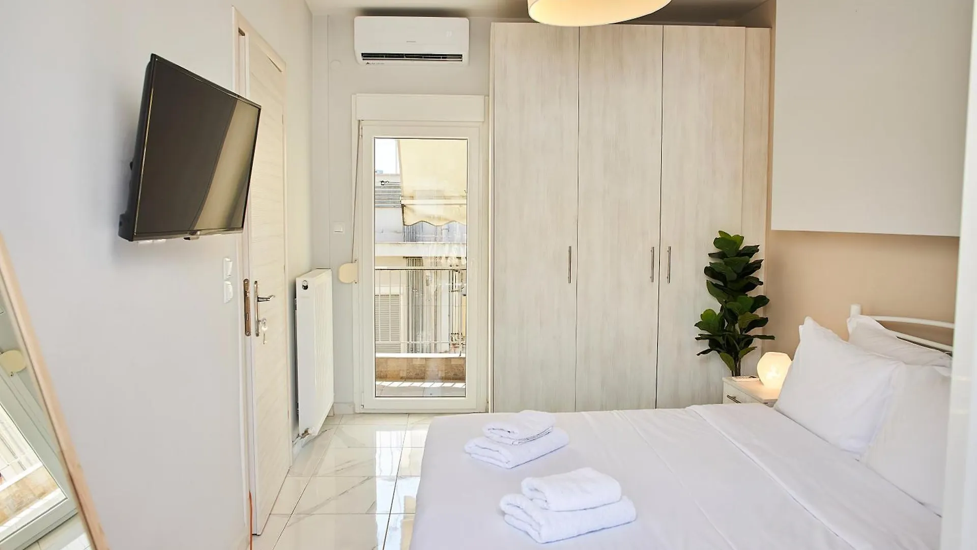 Gem Of Rotonda, City View Penthouse By Binobi! Thessaloníki 0*,  Grækenland